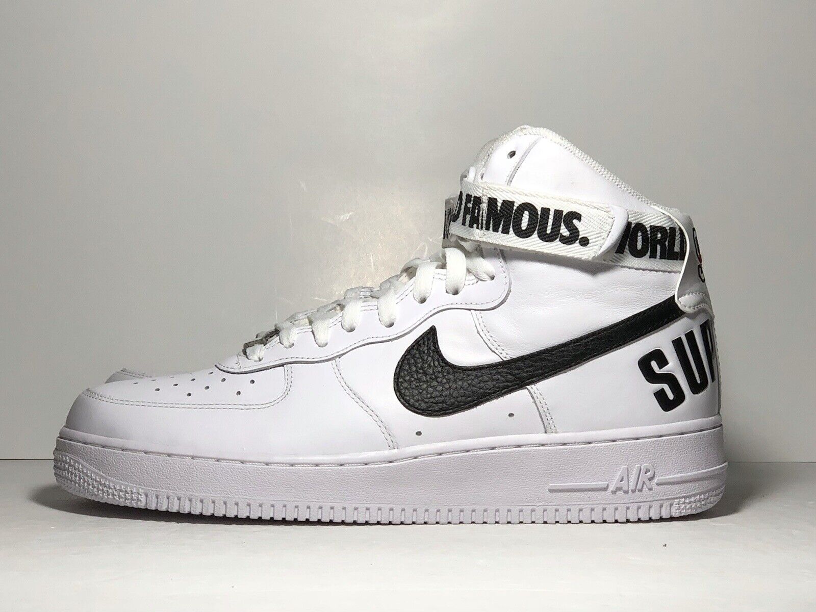 Nike Mens Air Force 1 High SUPREME SP White/Black 698696-100 