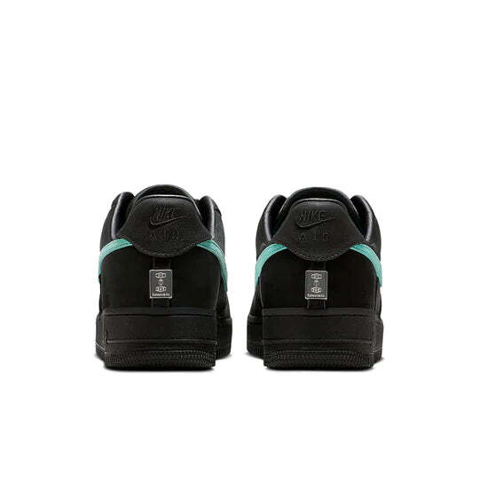 Tiffany & Co. × Nike Air Force 1 1837 Tiffany & Co. x Nike Air Force 1 