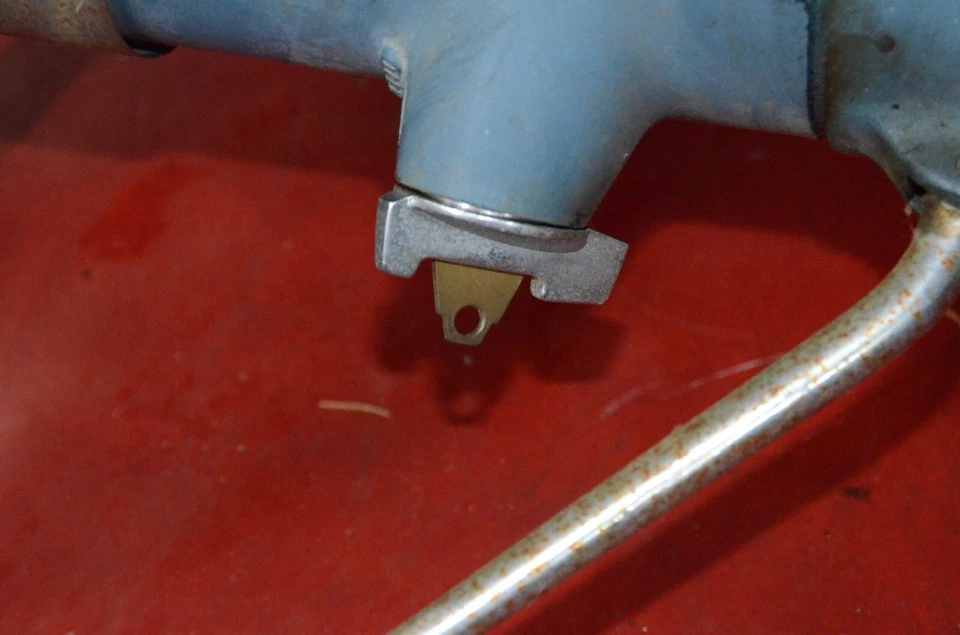 Vtg 1974-78 Chrysler New Yorker Tilt Telescoping Steering Column Wheel Mopar OEM - Image 4 of 4