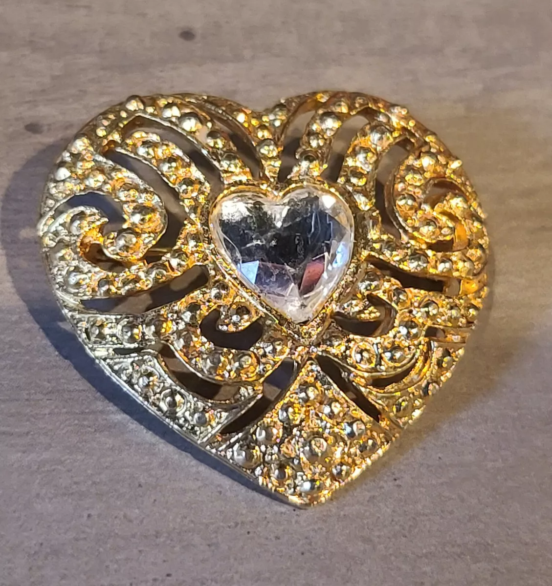 Heart shaped brooch sale