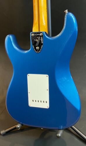 Fender American Vintage II 1973 Stratocaster Electric Guitar Lake Placid Blue - Picture 12 of 13