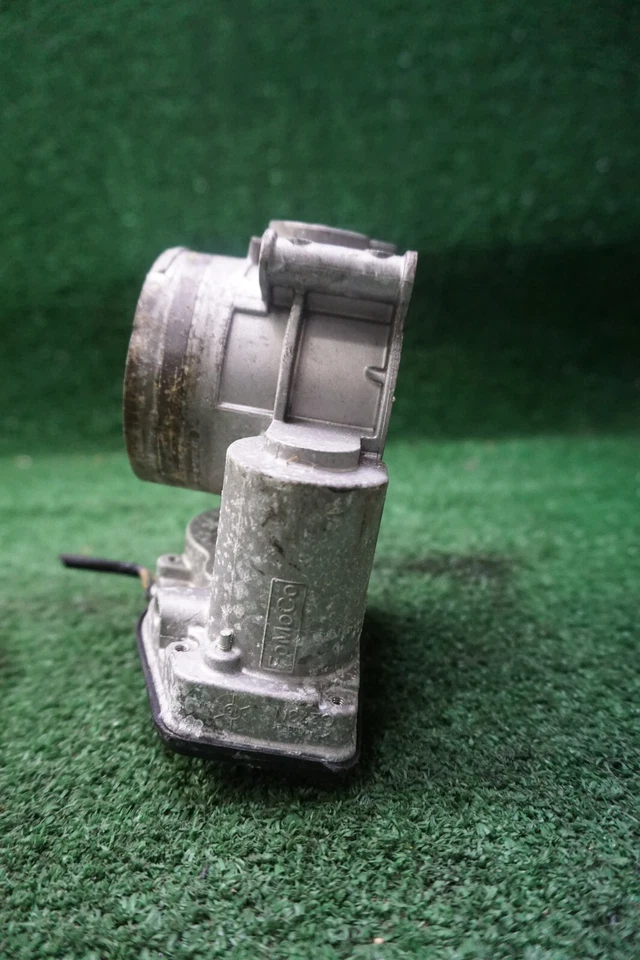 Ford Flex 2017 3,5 L carrocería del acelerador OEM AT4E9F991EL Foto 2 de 4