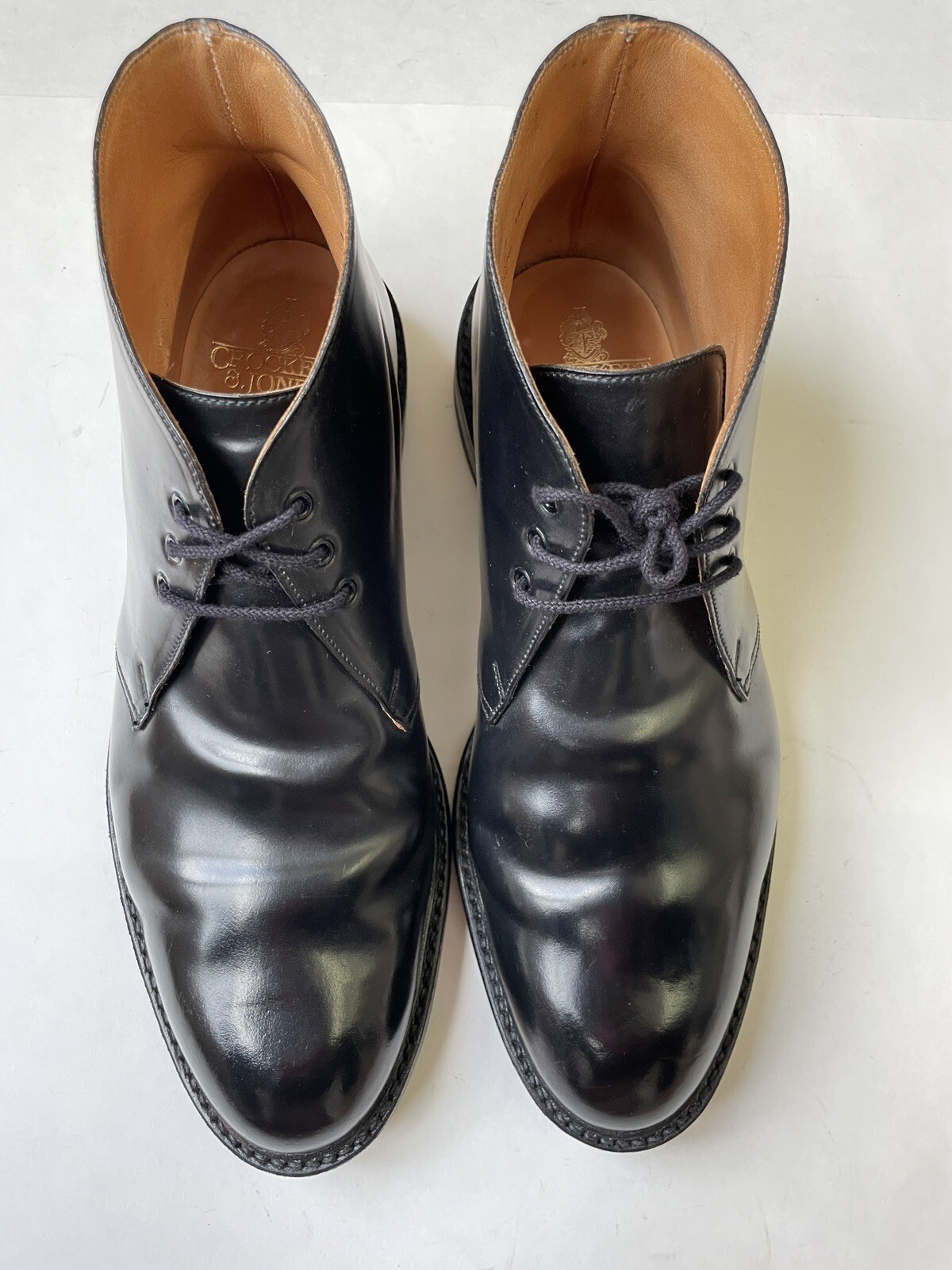 Crockett & Jones Chepstow Shell Cordovan Chukka Boots… Gem