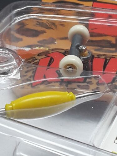 1998-2004 X-Concepts TECH DECK 96mm Baker/Reynolds RARE Fingerboard Vintage MINT - Picture 7 of 23