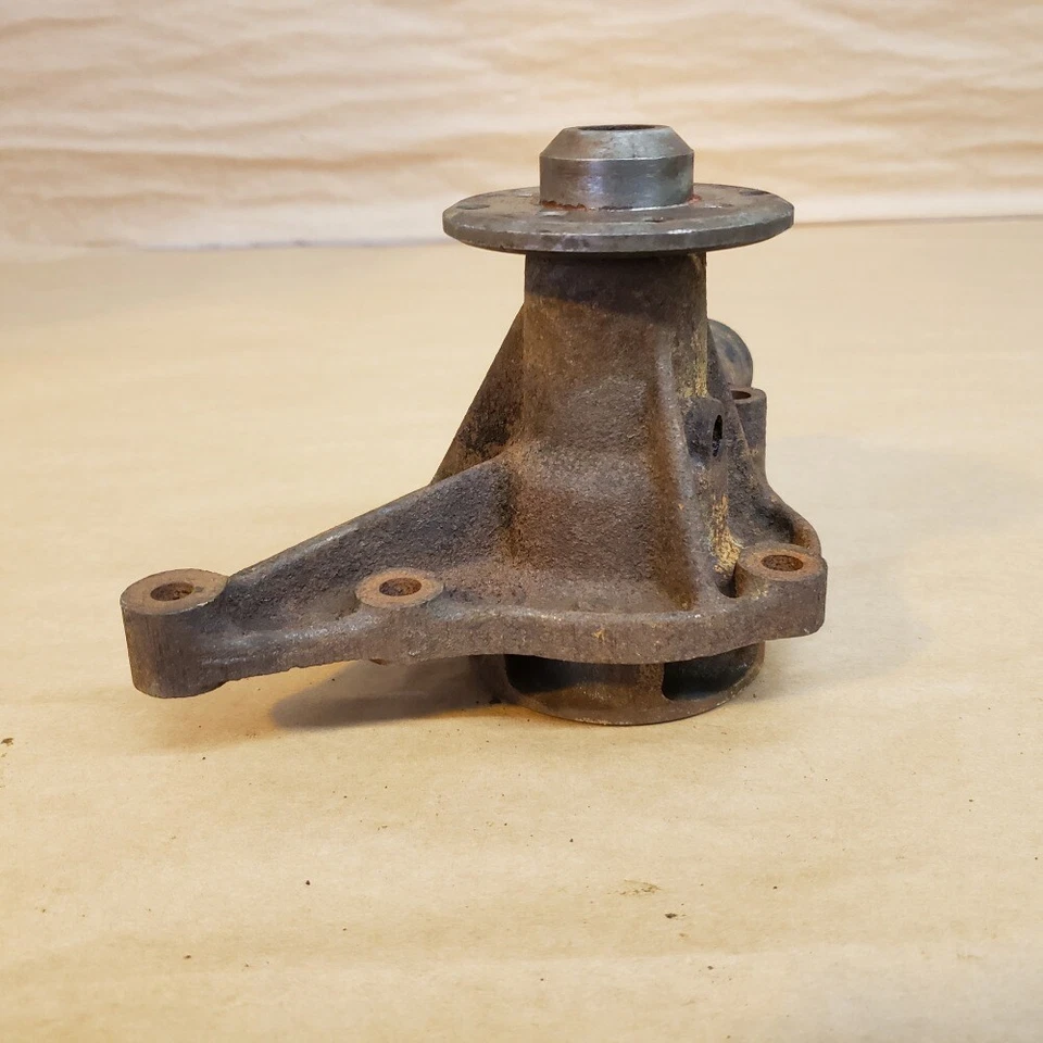 MG MGB 1974.5-1980 Original Engine Water Pump  12H4468 OEM - Image 2 of 4