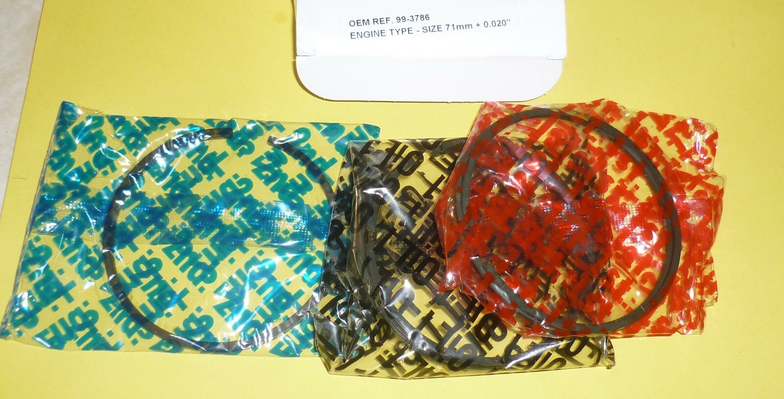 TRIUMPH BONNEVILLE PISTON RING SET 650 TWINS 71mm 99-3786 +0.020" LF HARRIS