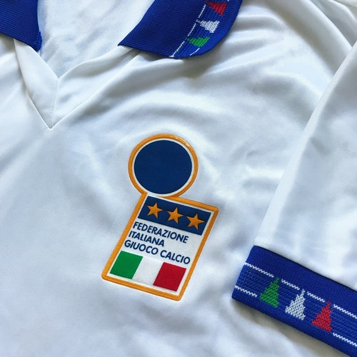 Italy Diadora 1992 away jersey. Original. Calcio. Made in Britain - Picture 6 of 8