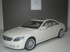 1/18 Mercedes-Benz CL-Coupe/C216 (WHITE) by AUTOartMercedes-Benz CL Coupe/C216