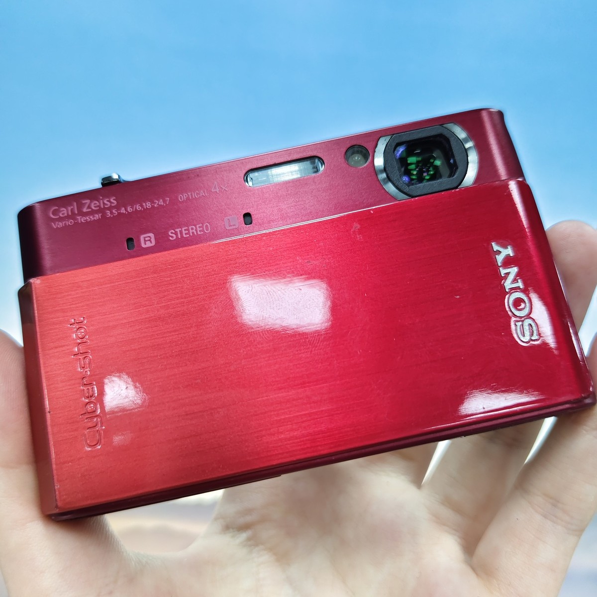 Sony Cyber Shot DSC-T900 Red Digital Camera 4x Zoom 12.1MP Built