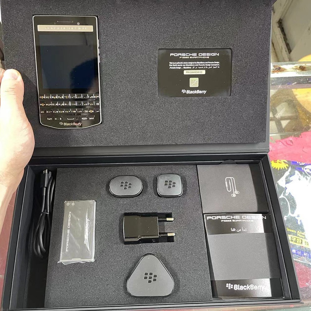 Blackberry Porsche Design P'9983 64GB Blackberry-OS Unlocked 4G