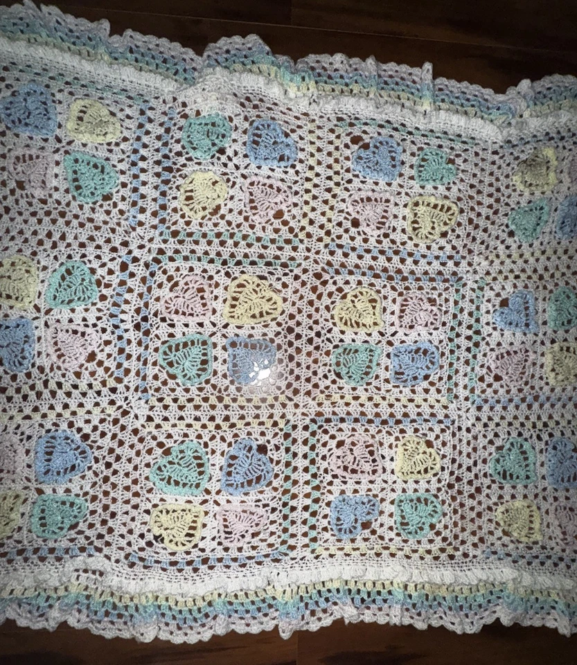 Manta bebé ganchillo vintage 3D corazón afgano pastel hecha a mano 54x50 Foto 3 de 4