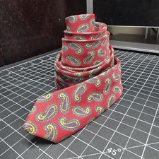 Vintage Burberrys Multicolor Paisley Neck Tie 100 Silk Made in England 4" x 58"