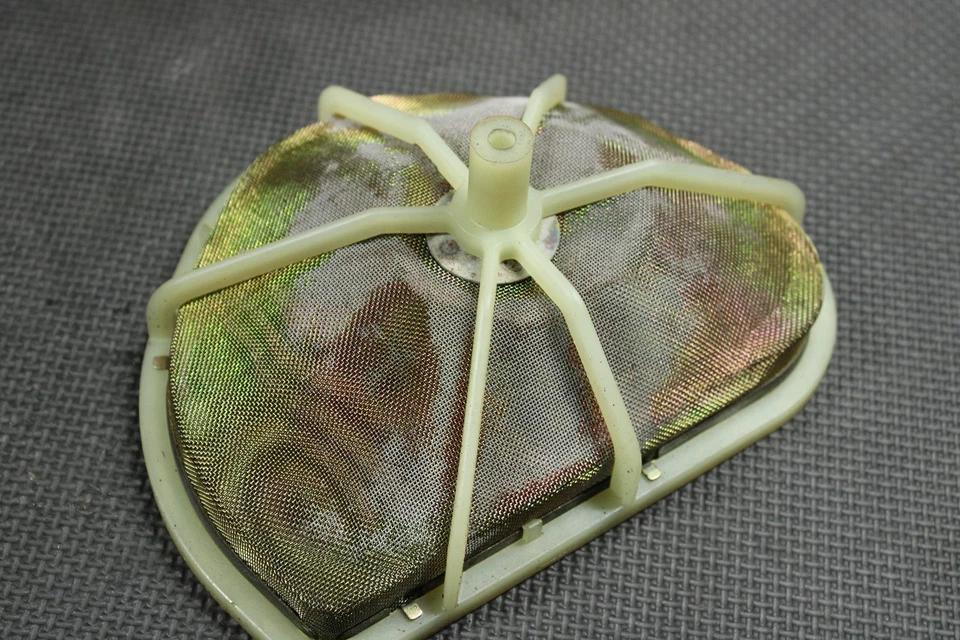 2004 HONDA CRF250R OEM AIRBOX INTAKE AIR CLEANER CASE 17250-KRN-000 - Image 2 of 4