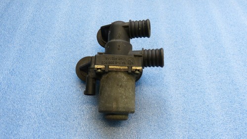 BMW E46 E39 E83 E52 - Zusatzwasserpumpe Pumpe Ventil / Water VALVE / 8369805