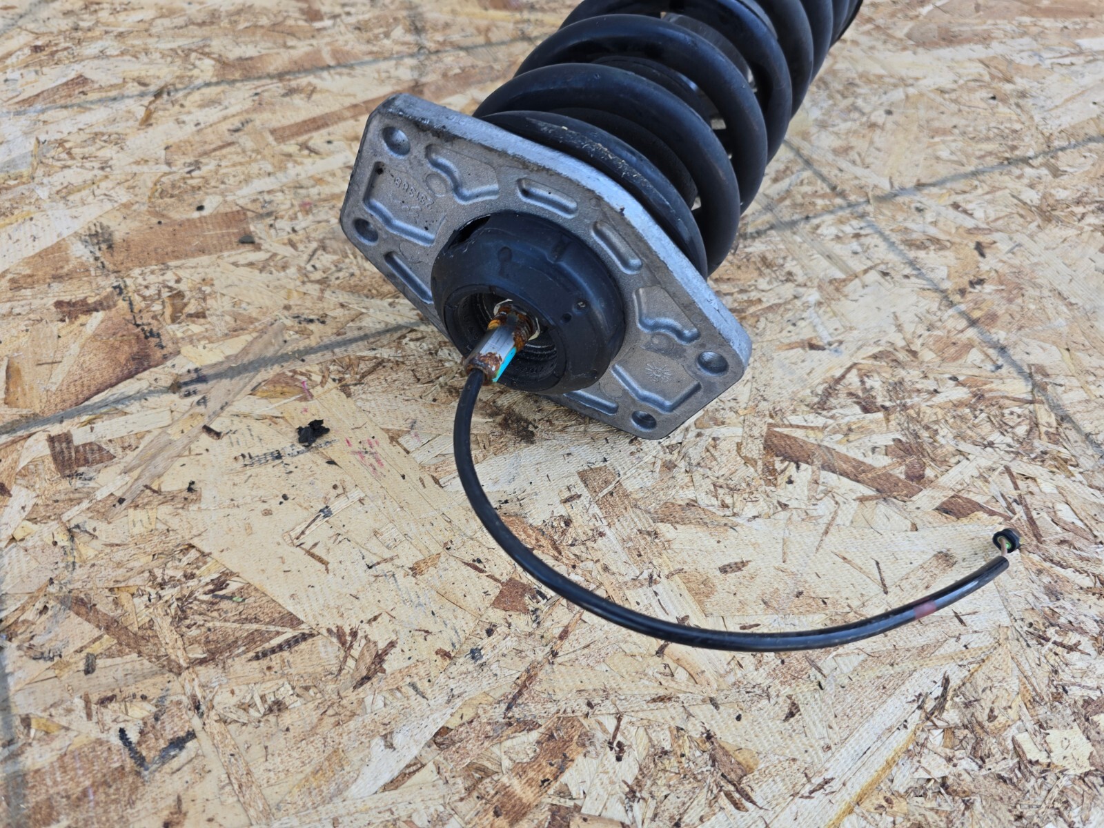 REAR LEFT/RIGHT STRUT SHOCK ABSORBER OEM 36k 12-19 MASERATI GRANTURISMO M145