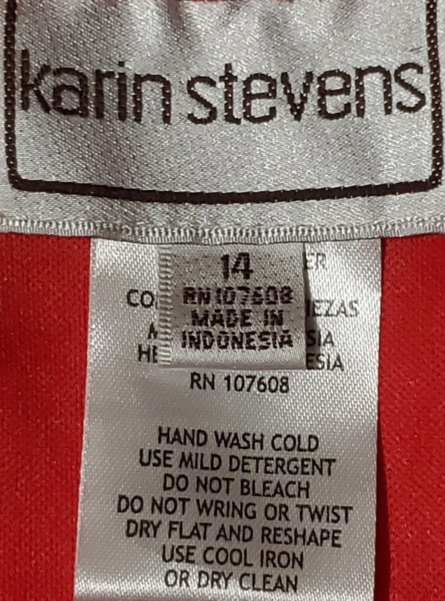 Karin Stevens Skirt Red Size 14 Floral 25 Inches Long Excellent