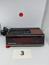 Vintage Spartus  Alarm Clock Model 1138 Woodgrain Snooze mini Clock VTG WORKS!
