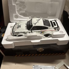 EXOTO 1/18 Porsche 934 RSR #16 1976 George Follmer Model RLG18094 Signed 