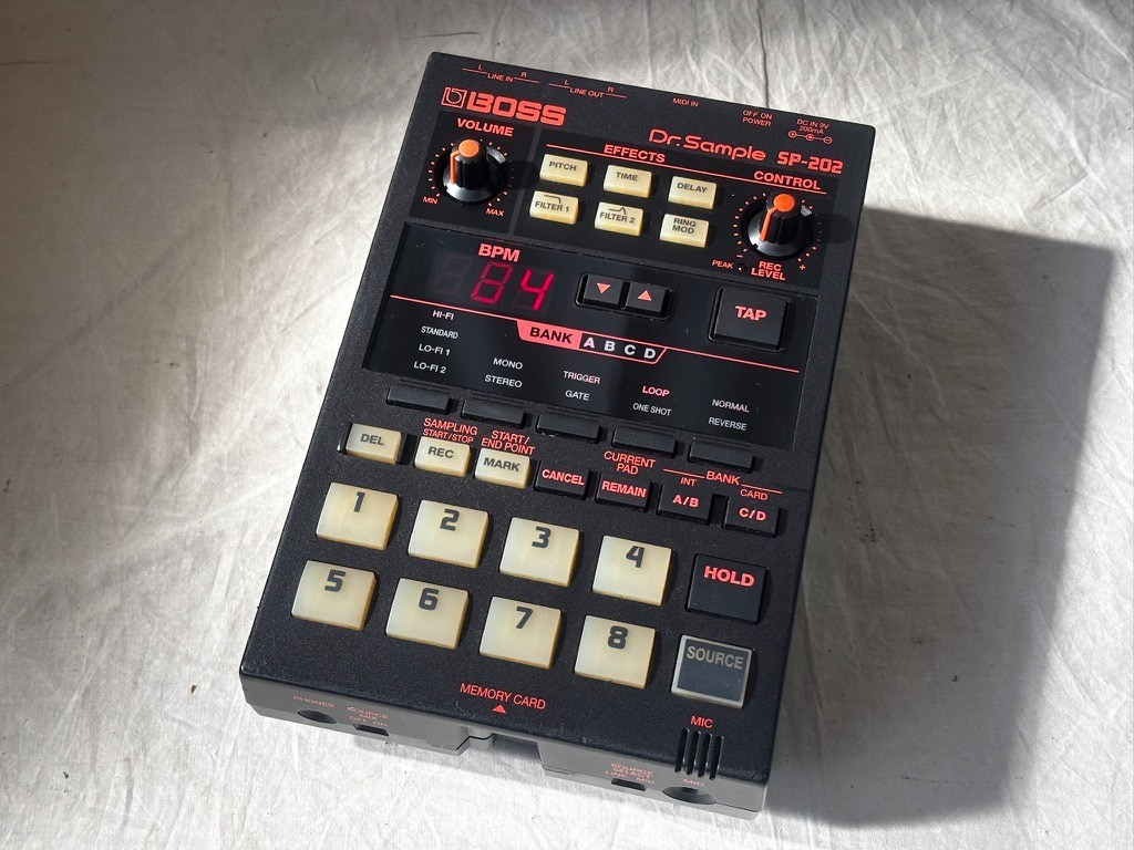 BOSS SP-202 Dr. Sample Sampler Looper Drum Machine Roland sp202 BOSS SP-202 Dr. Sample Sampler Looper Drum Machine Roland sp202