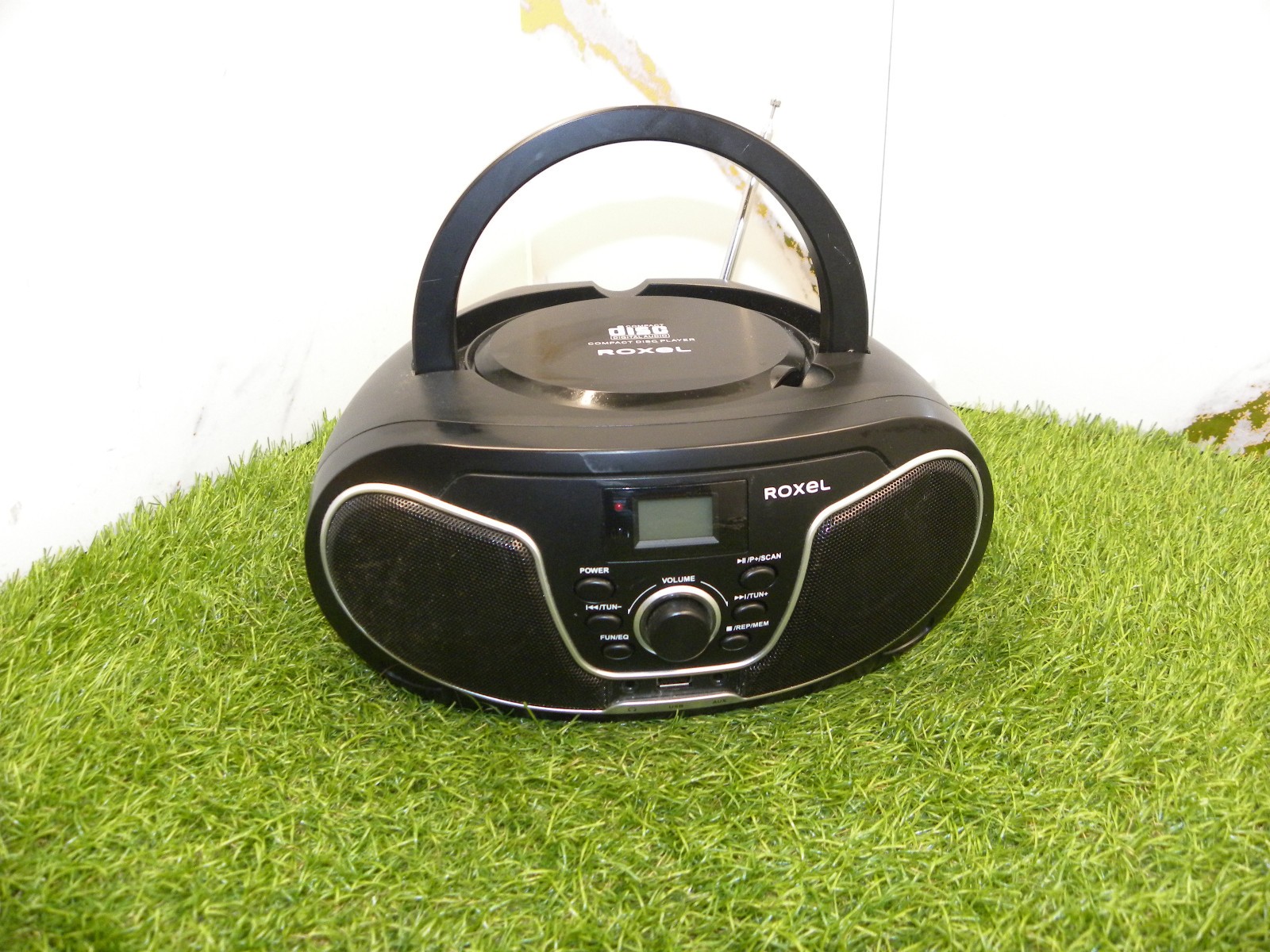 Roxel Boombox CD Player RCD-S70BT with BT, Remote Control, Radio, Black TESTED
