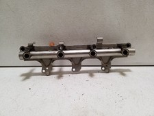 AUDI TT TTS Mk2 2013 Distributore Carburante Iniettore Tubo Distribuzione Benzina