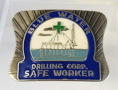 BLUE WATER DRILLING CORP SAFE WORKER Hat Cap Badge 1956-65 Offshore Oil Drilling
