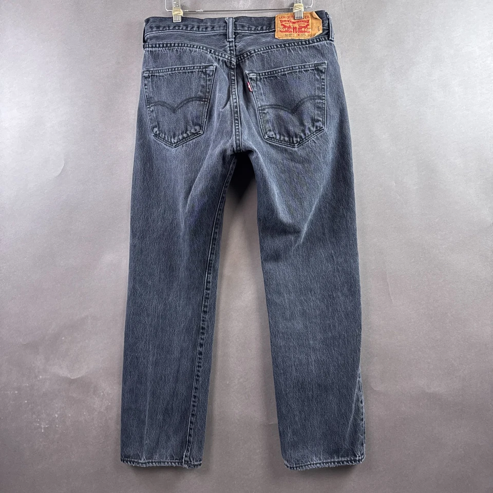 Levis 501 Jeans Men 32x29 Black Denim Pants Faded Button Fly Workwear (Tag33x30) - Image 4 of 4