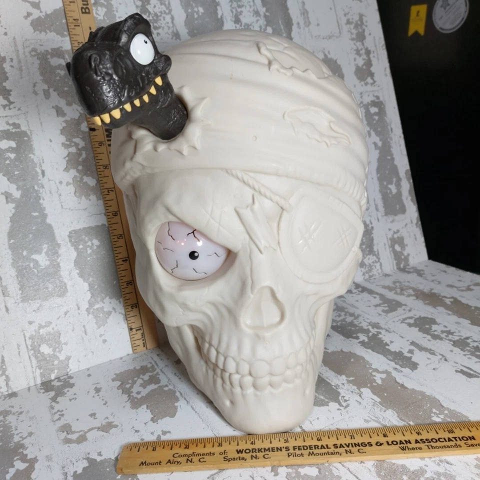 Zuru Smashers Isla Dino Trabajo Gigante Pirata Calavera Cabeza Megalodon Tiburón Foto 2 de 4