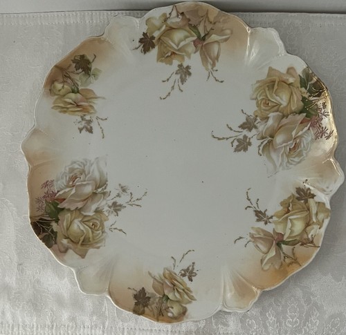Antiguo plato de pastel festoneado R S Prusia 11-1/2" rosas amarillas y blancas - Imagen 1 de 5