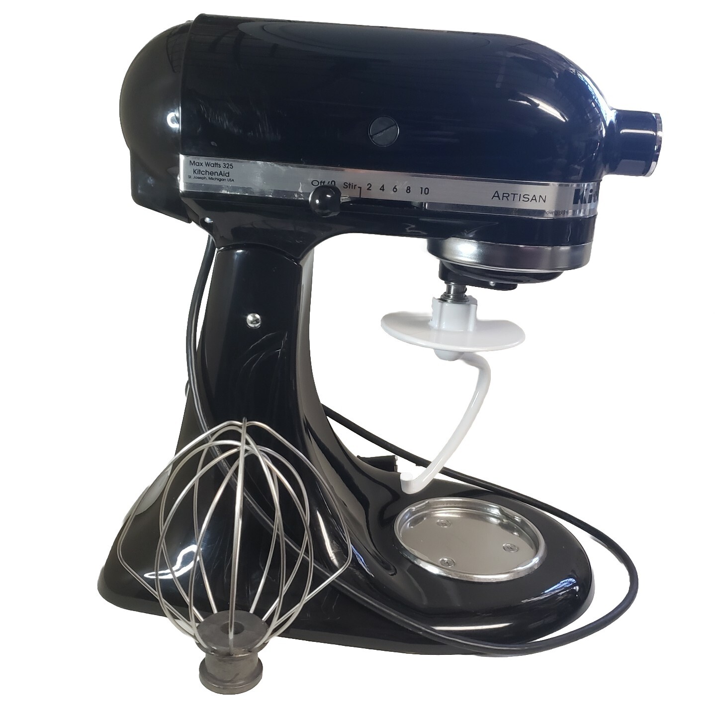 KitchenAid KSM150 Artisan Series 5 qt. TiltHead Stand Mixer W/3