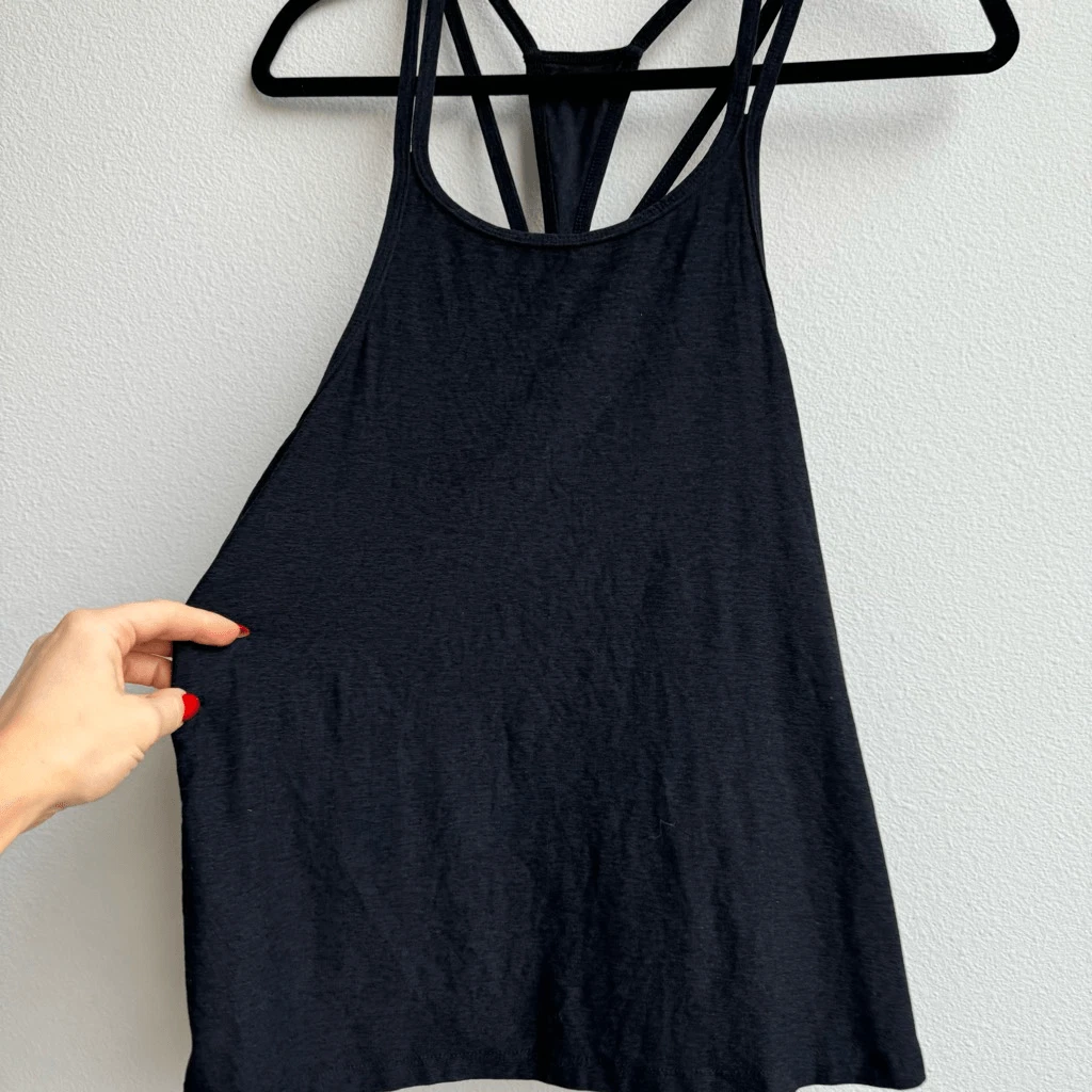 beyond-yoga weekend traveler strappy relaxed loose fit tank-top