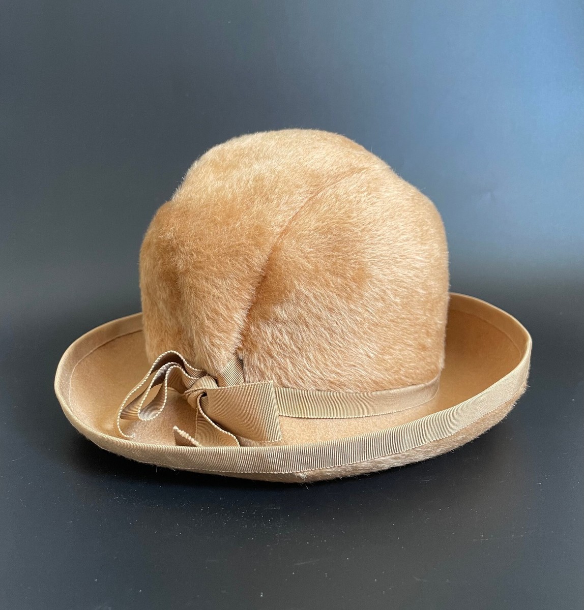 Adolfo Cream Faux-Fur Bow Cloche Hat Vintage Adolfo Realites Fur Felt Bowler Cloche Hat with Bow  main image 2