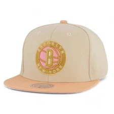 MENS MITCHELL & NESS NBA LOVERS LANE SNAPBACK NETS - OFF WHITE
