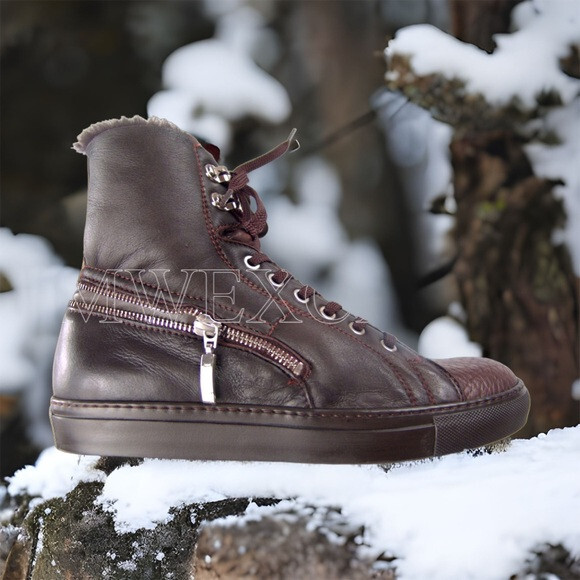 980 Cesare Paciotti US 8 High Top Sneakers Shearling Ankle Boots