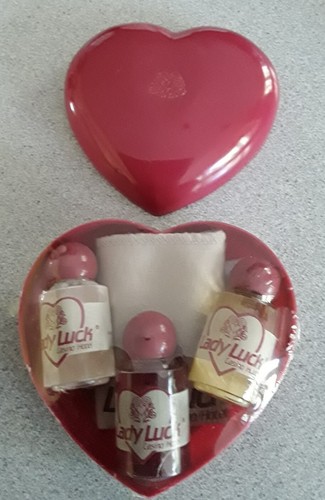 Vintage Lady Luck Casino Hotel Toiletries Bathroom Shampoo Gel Lotion Unopened - Picture 3 of 5