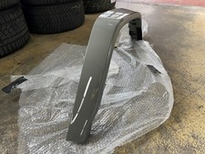 Mercedes AMG G63 W463 Kotflügelverbreiterung Radlauf A4638805703 ClassicGrau Uni Mercedes AMG G63 W463 Kotflügelverbreiterung Radlauf A4638805703 ClassicGrau Uni