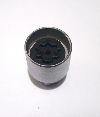 Vauxhall A / SAAB  Locking Wheel Bolt Nut Key - 105