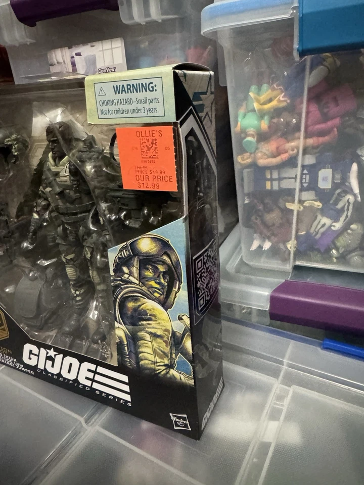 Figura de piloto de acción GI Joe Classified Series 60 aniversario HALO Jumper 6" Foto 2 de 4