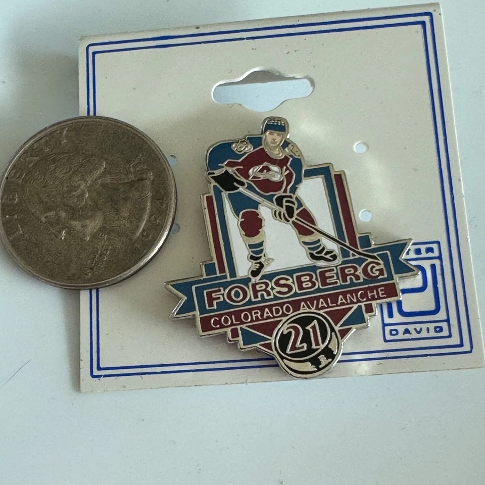 Vintage Colorado Avalanche Peter Forsberg 21 Player Enamel Lapel Pin on Card - Image 3 of 4