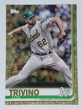 Lou Trivino 2019 Topps Series 1 #83 Gold Parallel SN 1436/2019 Oakland Athletics