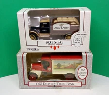 ERTL 1931 Farm & Fleet Stake Truck & 1925 Delivery Truck Die-cast Bank 1:34 Set