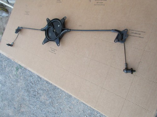 2005 Mini Cooper Convertible Rear Luggage Trunk Lid Support Retractor - Bild 3 von 4