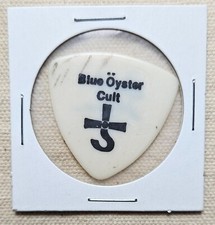 Blue Oyster Cult / Guitar Pick / Fire of Unknown Origin tour 1981