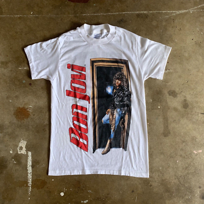 1980s VINTAGE 80s BON JOVI ROCK BAND T-SHIRT 
