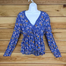Rue 21 Long Sleeve Blouse Shirt Womens L Blue Floral Lace Accents V-Neck Flowy