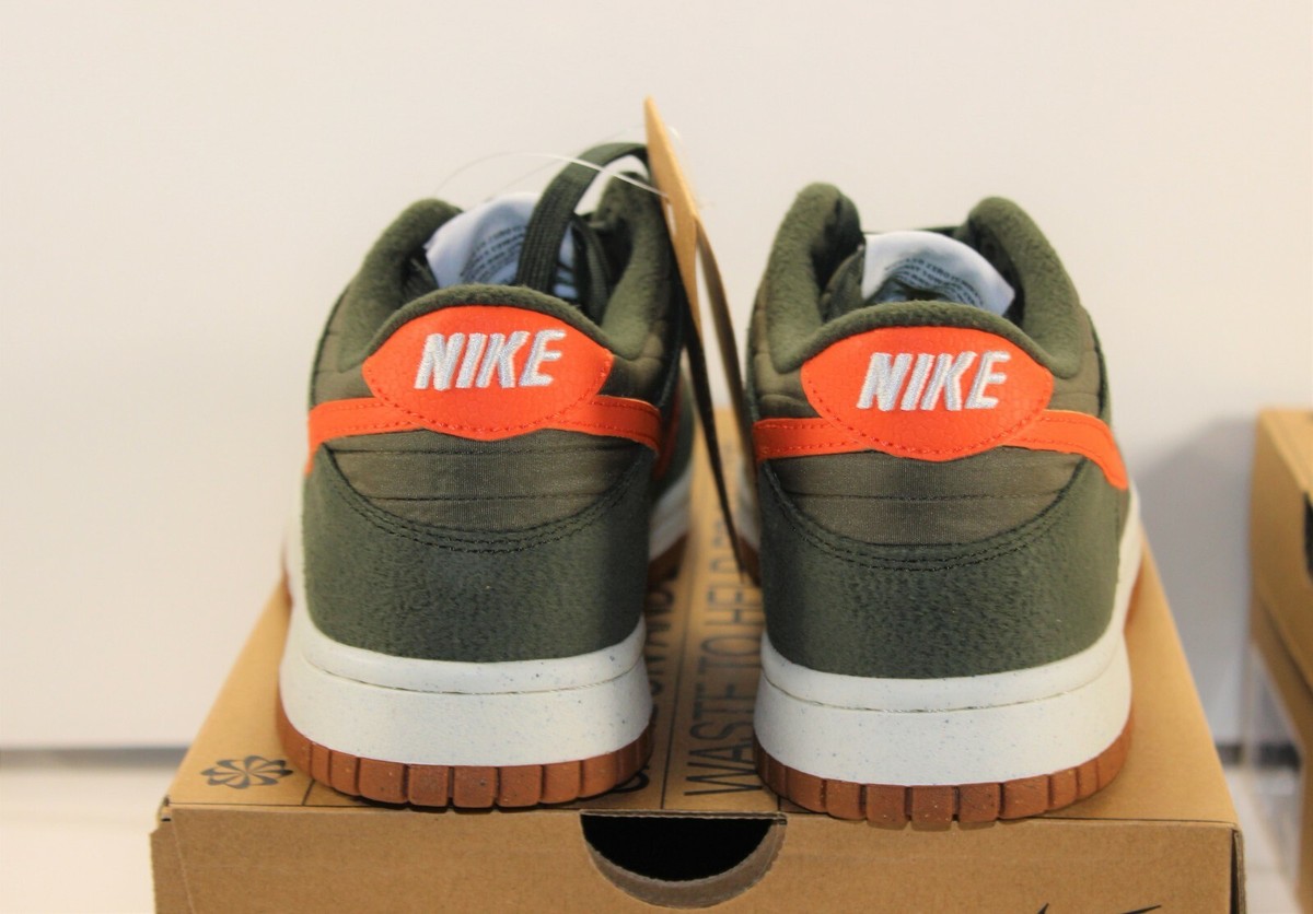 Nike Dunk Low SE GS Toasty Sequoia DC9561-300 Green Olive
