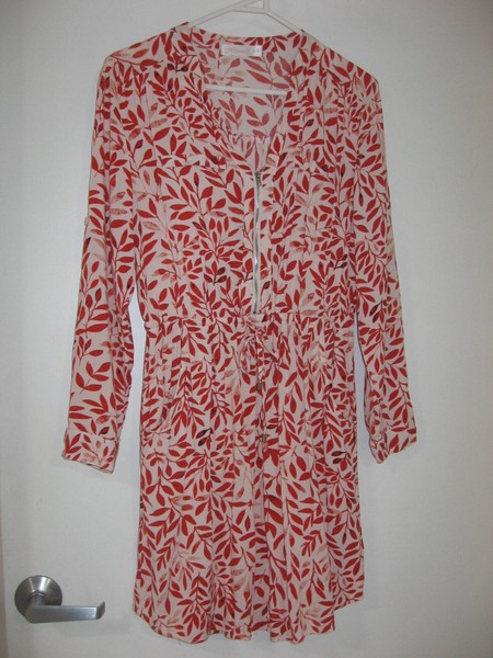 MIRACLE WHITE/RED PATTERNED LONG SLEEVE DRESS WITH ZIP UP BODICE+POCKETS SIZE 8