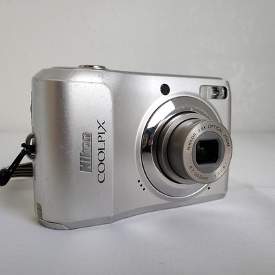 SDカード、リーダー付【動作確認済】Nikon COOLPIX L23 シルバー Nikon デジタルカメラ COOLPIX (クールピクス) L22