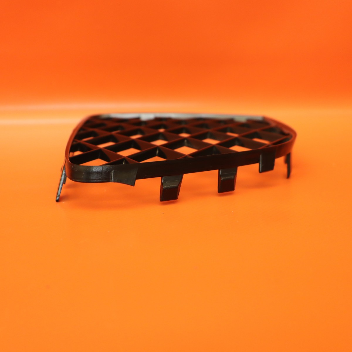 BENTLEY GT GTC GRILLE LOWER LEFT 2012 2013 2014 3W3 807 683 BALCK OEM