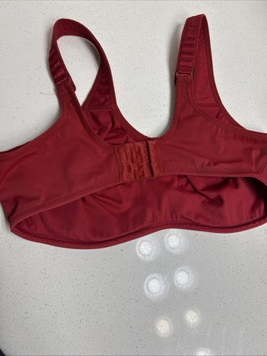 Sujetador Wacoal High Standards 40D con aros rojo satinado copa suave ajustable 855170 - Imagen 5 de 6